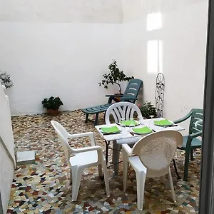 Exceptionnel : Hypercentre T2 Avec Patio Appartement